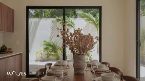 Leilighet, flere senger, adgang til basseng, bassengutsikt (Ka'an 06 ) | 2 soverom, individuelt dekorert og individuelt innredet