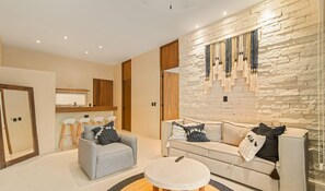 콘도, 침대(여러 개), 수영장 이용, 수영장 전망 (Calakmul 202) | 거실 공간