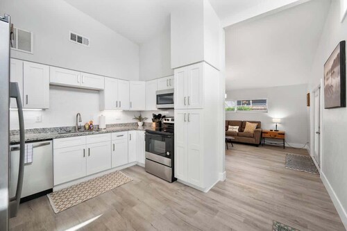 Nottingham House w/ Fenced Yard • 10 min FSC & SEU