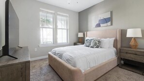 2 bedrooms, desk, iron/ironing board, WiFi