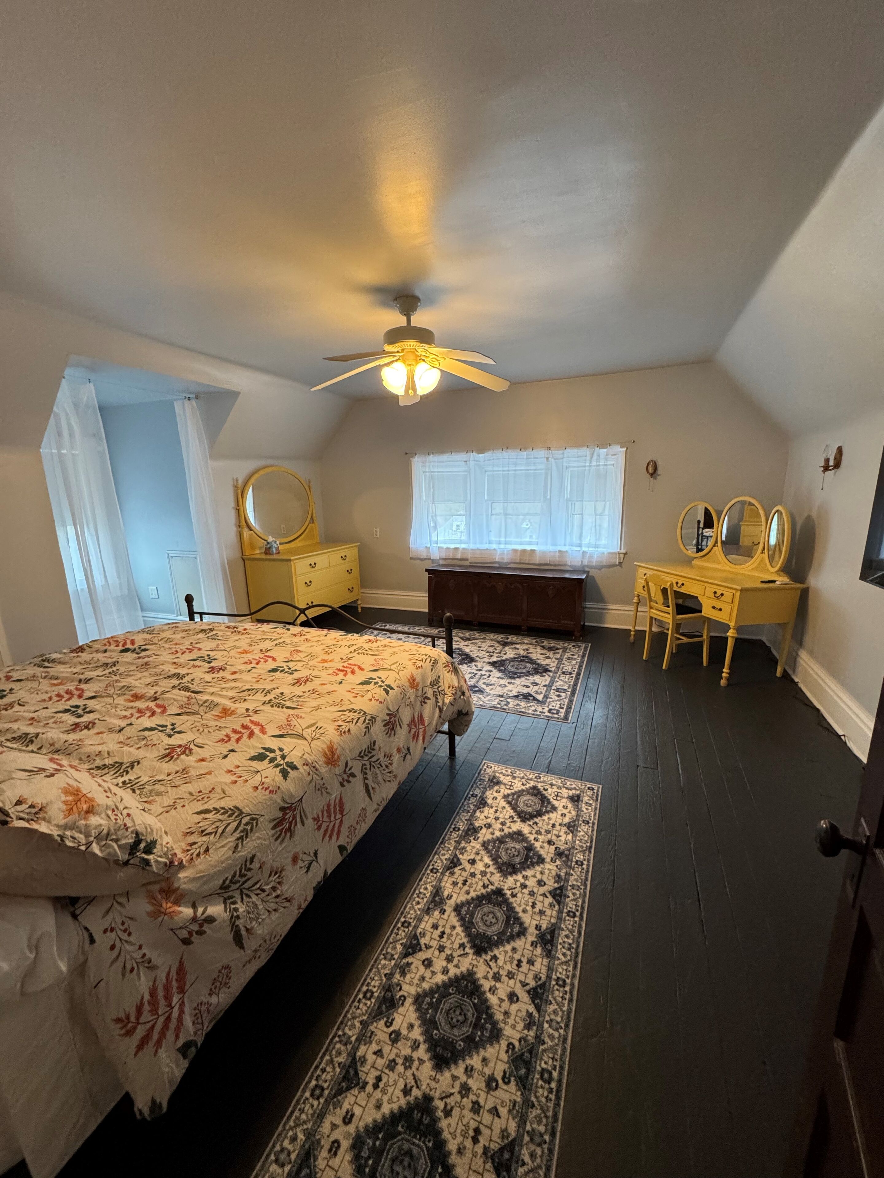 6 間睡房、熨斗/熨衫板、免費 Wi-Fi、床單