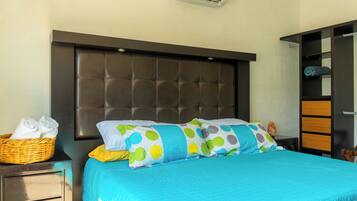 Blackout curtains, iron/ironing board, free WiFi