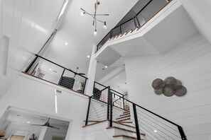 Talo (5 Bedrooms) | Sisätilat