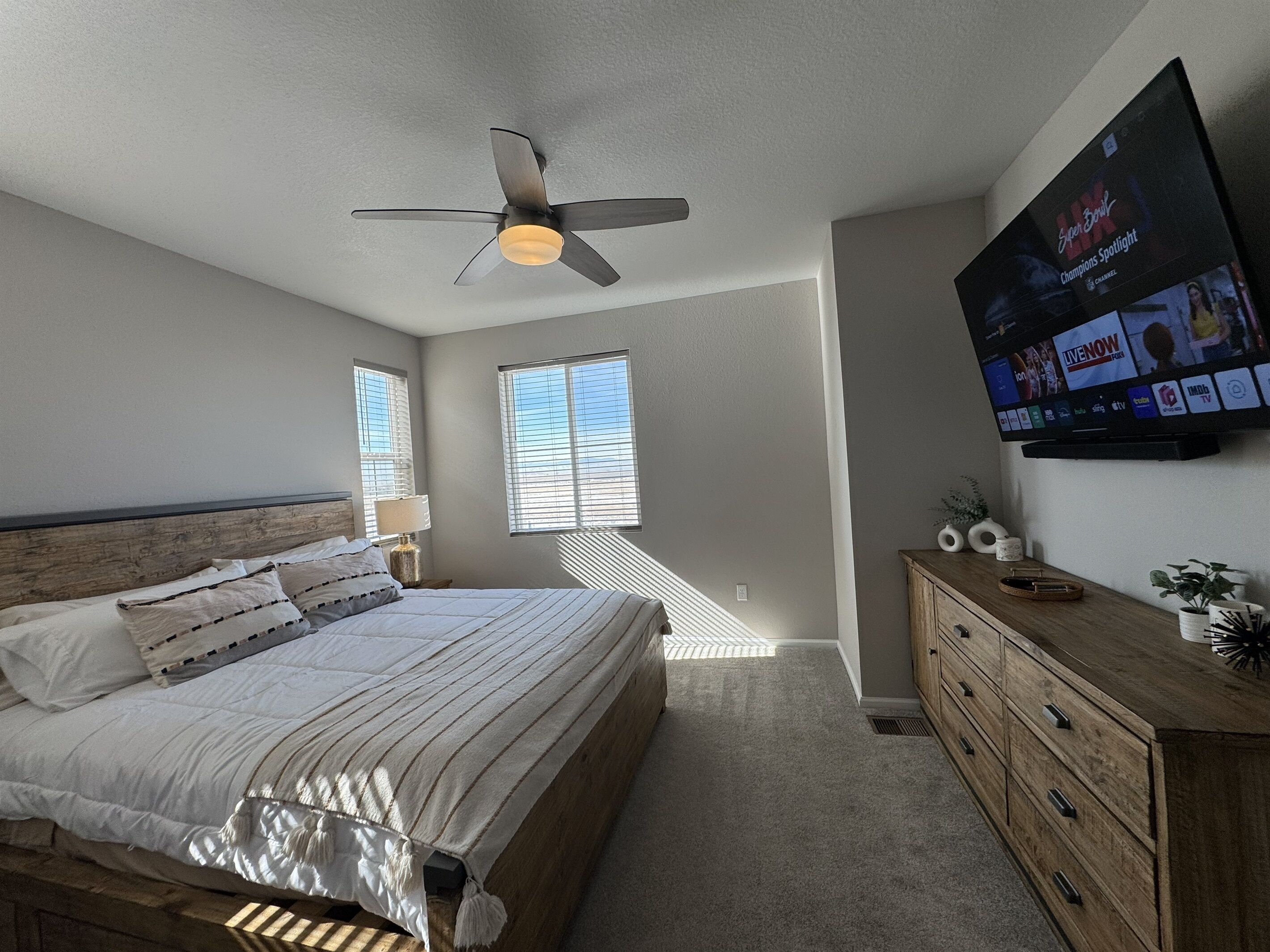 3 bedrooms, iron/ironing board, travel crib, free WiFi