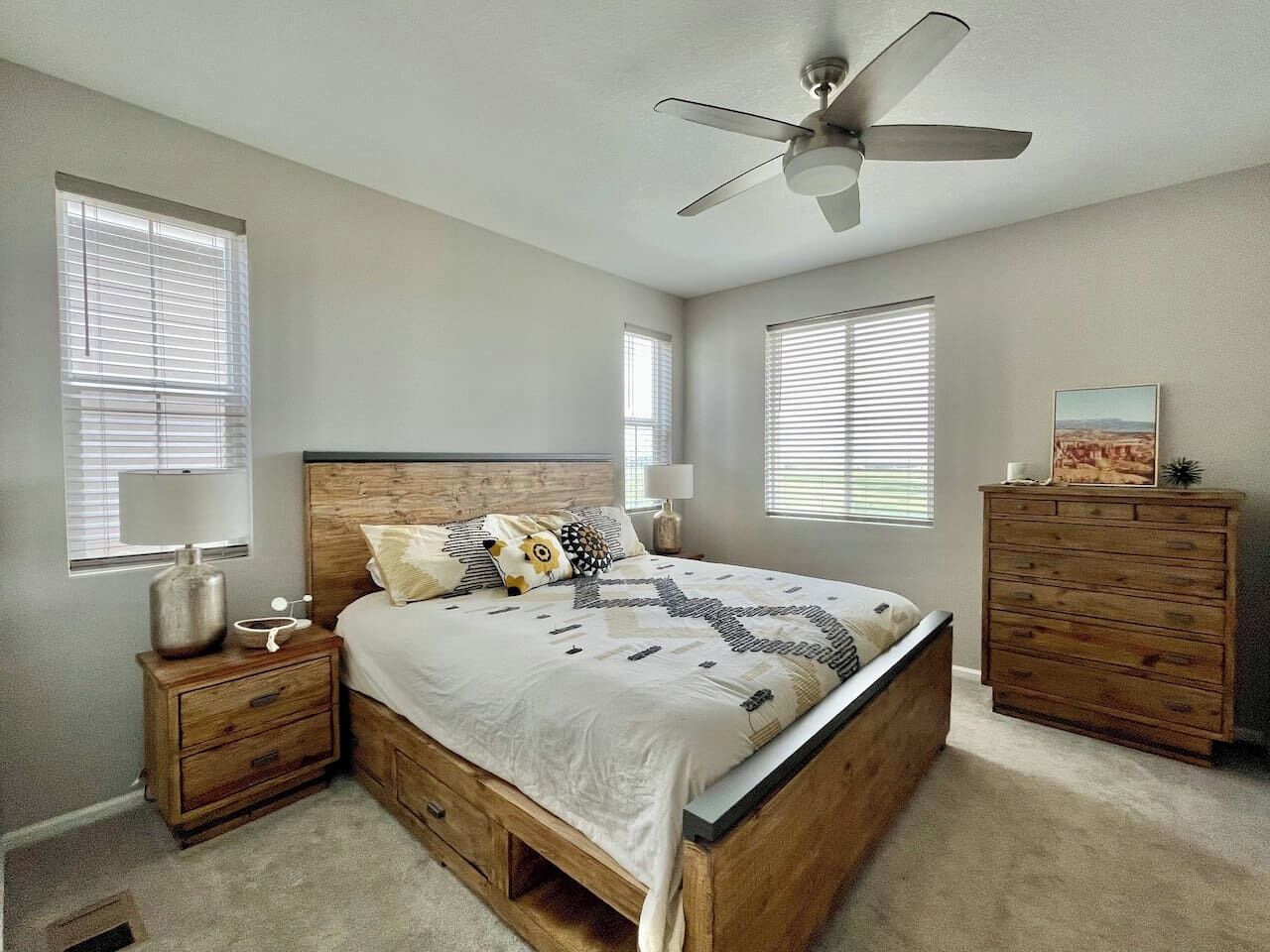 3 bedrooms, iron/ironing board, travel crib, free WiFi