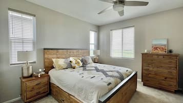 3 bedrooms, iron/ironing board, travel crib, free WiFi