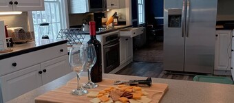 River House Rumford Point. 14 mins to Sunday River