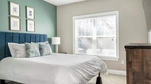 1 室のベッドルーム、デスク、アイロン / アイロン台、WiFi