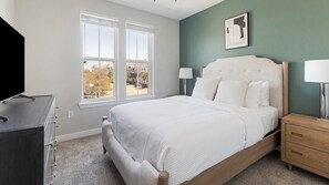 1 bedroom, desk, iron/ironing board, WiFi