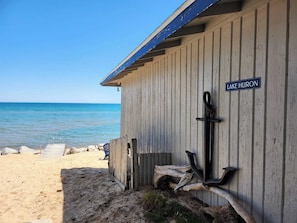 Plage à proximité, chaise longue