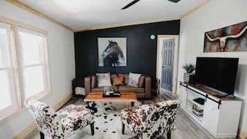 Smart TV, DVD player, books