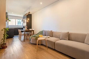 Family Apartment, City View | Living area - Jardim do Morro by Porto Stories (Vila Nova de Gaia)