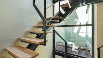 Chambre Triple Exclusive | Coin séjour