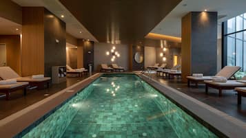 Indoor pool, pool loungers