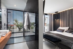 4 habitaciones, tabla de planchar con plancha y wifi gratis 