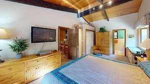 4 bedrooms, desk, iron/ironing board, bed sheets