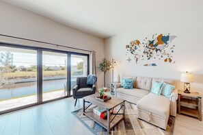 スマートテレビ、書庫