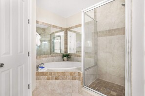 Apartment | 3 bedrooms - Grand Pointe 411 3 3 5 Gulf-front A Amenities (Orange Beach)
