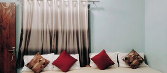 Shreeram guest house