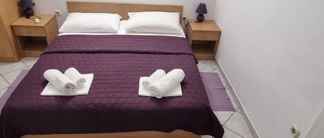 1 間睡房、上網、床單