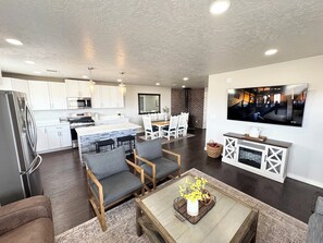 Interior - Private Upstairs Apartment with Game Room on 5 Acre Ranch (Emmett)