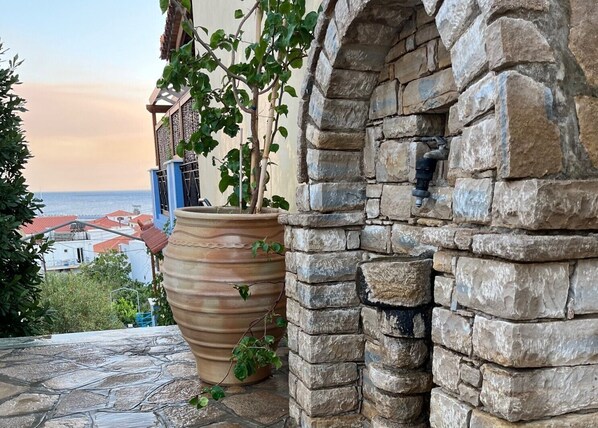 บริเวณภายนอก