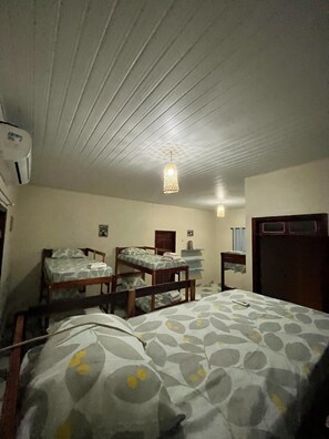 Tabla de planchar con plancha y wifi gratis