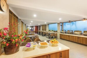 Dining - Superior Hotel (Shexian Ancient City) (She County)