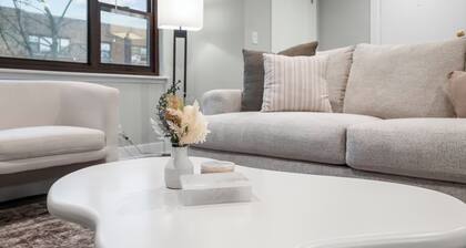 Breathtaking 2BR Near Lake Michigan in Evanston
