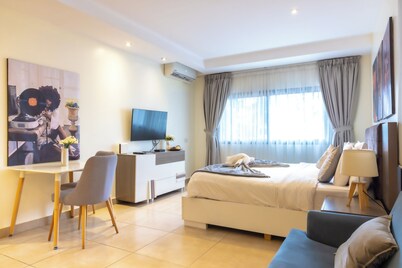 Sky Suites Airport