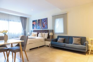 Estúdio luxo | Escrivaninha, espaço de trabalho para notebook