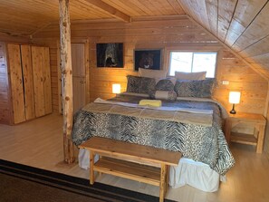 5 chambres, fer et planche à repasser, Wi-Fi, draps fournis