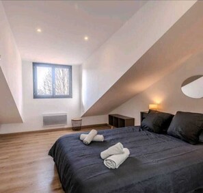 2 bedrooms