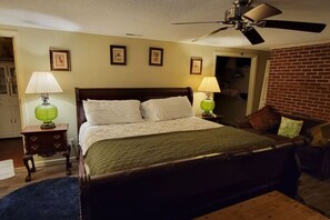 3 soverom, skrivebord, strykejern/-brett og wi-fi