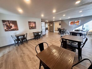 Petit déjeuner continental compris tous les jours