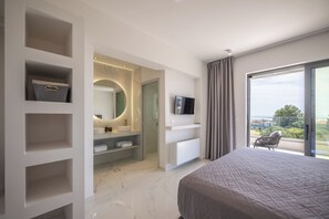 2 chambres, fer et planche à repasser, lit parapluie, Wi-Fi gratuit