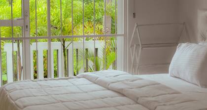 Spacious EcoHouse For Your Team- Your First and Final Stay in Colombo