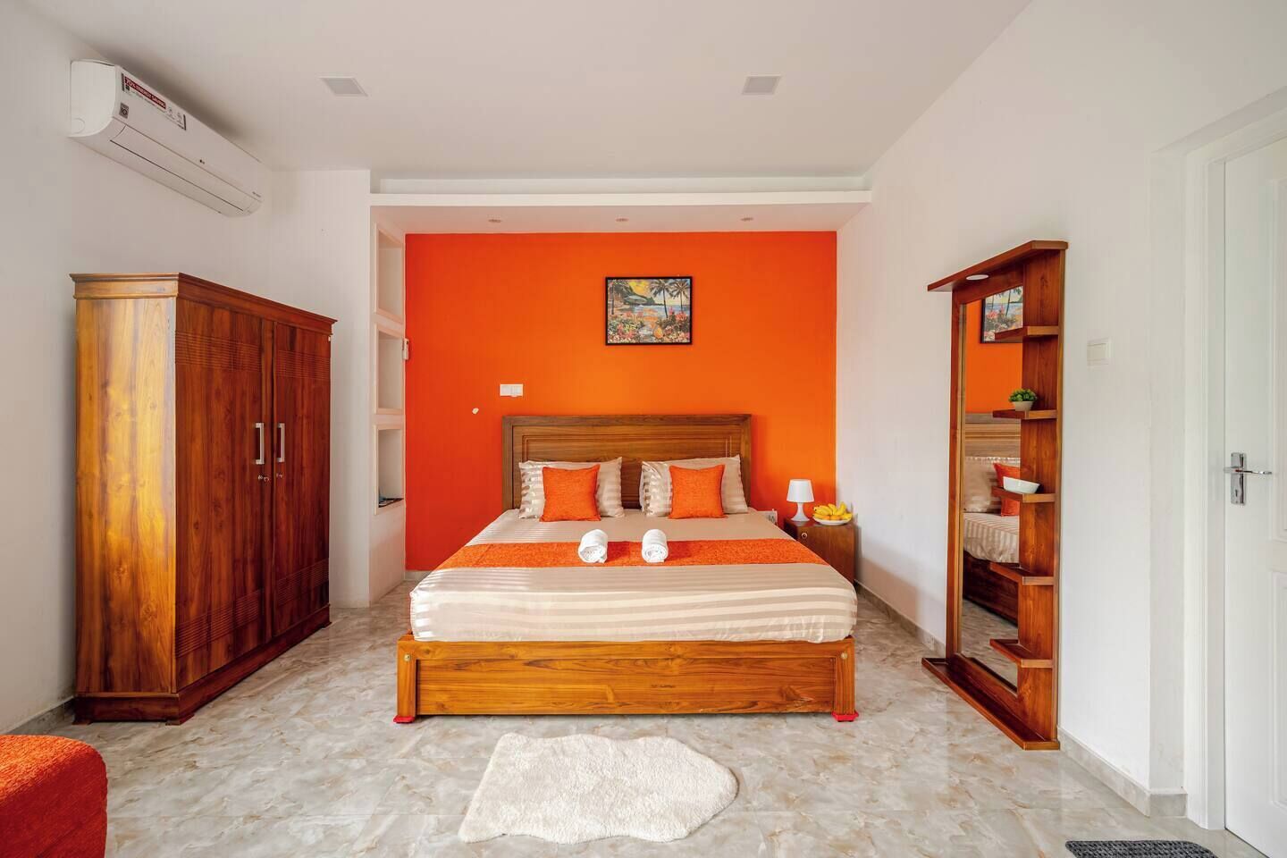 5 Schlafzimmer, Bügeleisen/Bügelbrett, Reisekinderbett, WLAN