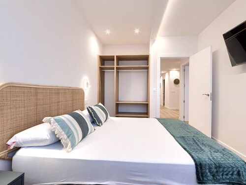 Style and Comfort next to the Hospital and Central Bus Station