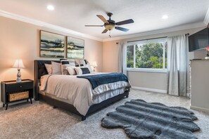 3 slaapkamers, een strijkplank/strijkijzer, wifi, beddengoed