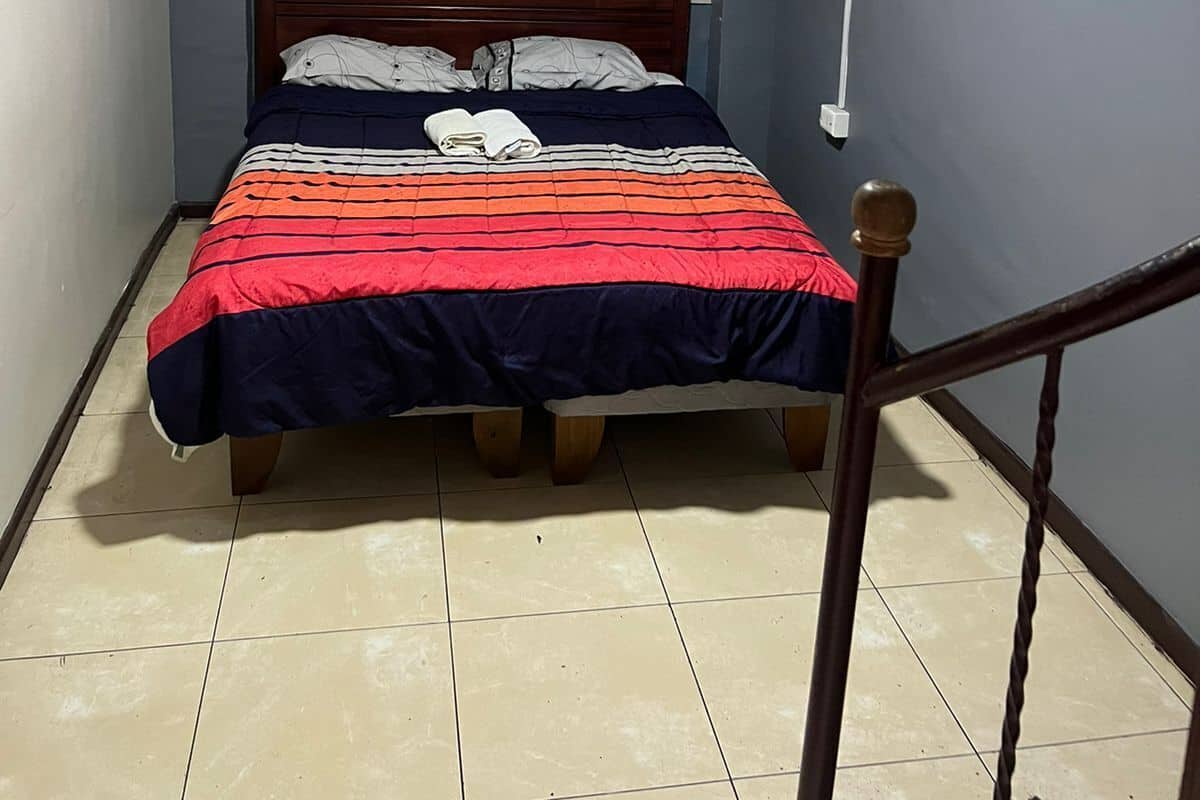 Free WiFi, bed sheets