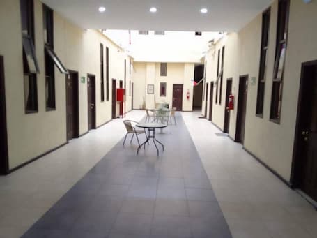 Televisión. edificio catedral