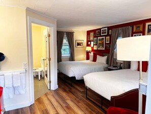 Fer et planche à repasser, lit parapluie, Wi-Fi, draps fournis