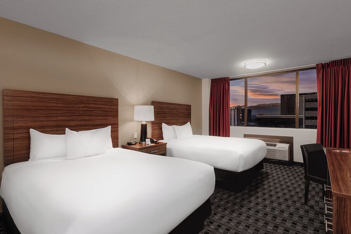 4 X Deluxe Two Queens - City View Room At The D Las Vegas - Las Vegas, NV