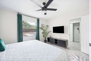 3 多间卧室、熨斗/熨衣板、旅行婴儿床、WiFi