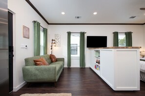 Interior - Serene Hill Country Casita ~ Scenic View ~ Patio (Spring Branch)