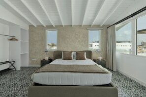 Premium bedding, memory-foam beds, free WiFi, bed sheets - Hotel Milano (San Juan)