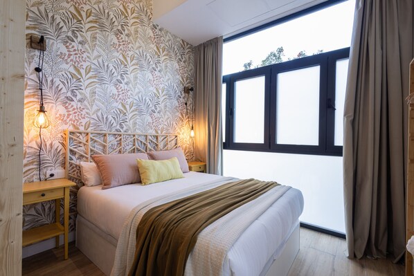 Ferros/tábuas de passar roupa, Wi-Fi de cortesia, roupa de cama