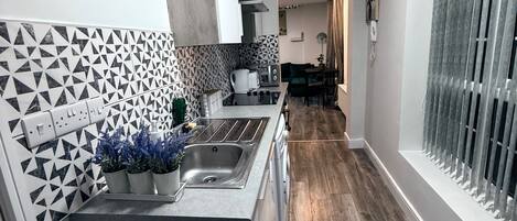 Apartment | Private kitchen | Fridge, microwave, oven, stovetop