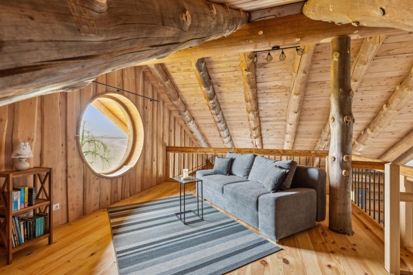 Fernseher, Kamin
